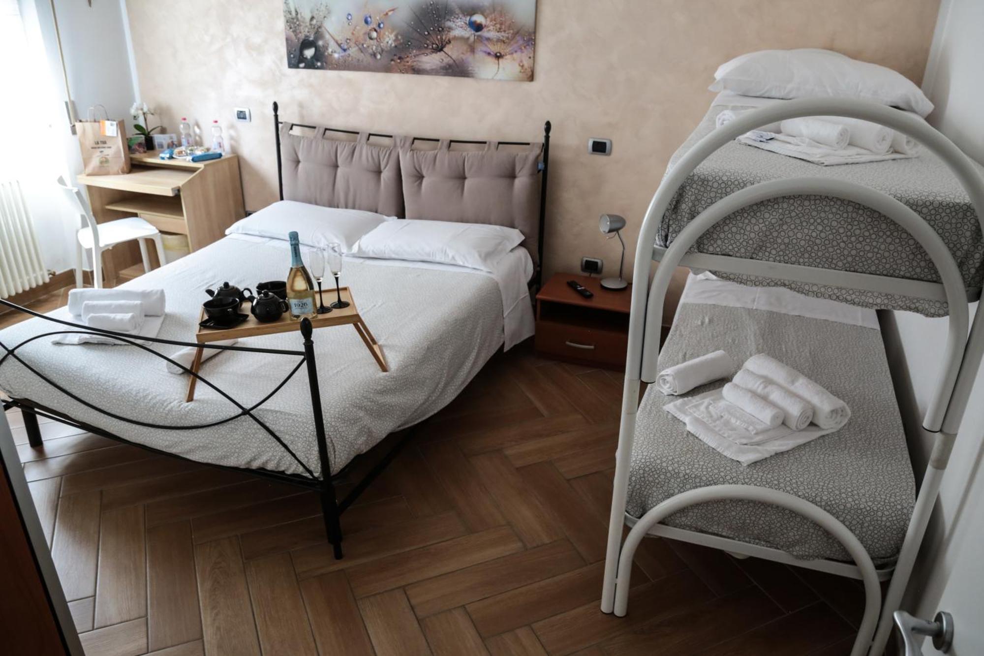 Guest House Simonazzi Reggio Emilia Kültér fotó